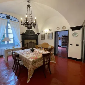 Couette-café Scià Dina, Toirano